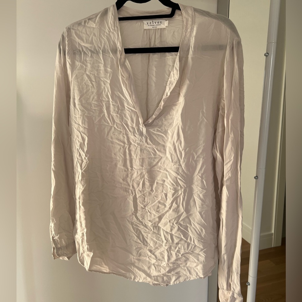 Velvet by Graham & Spencer Elegant Cream Blouse
